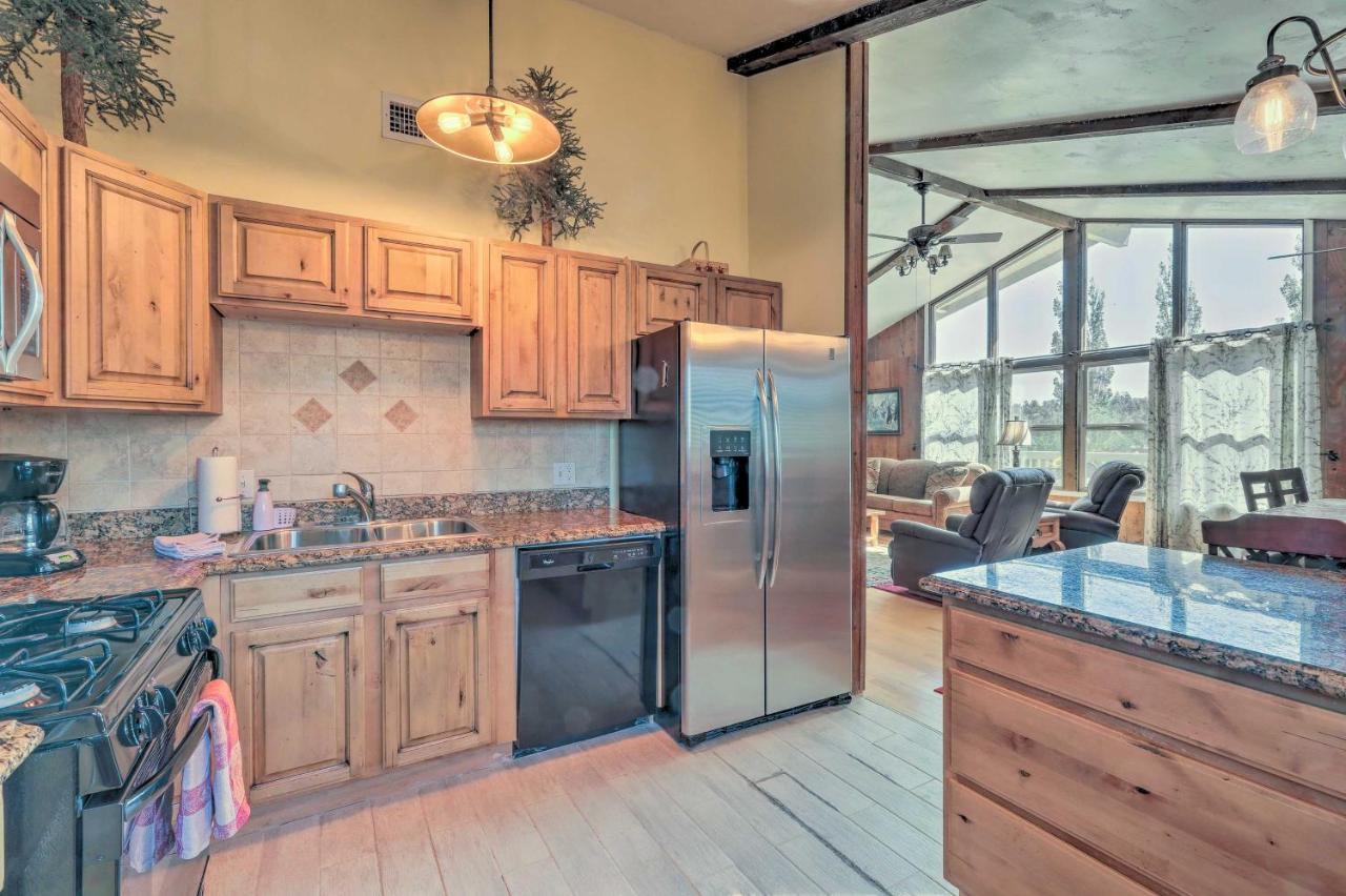 Flagstaff Townhome - Walk To Country Club And Pools! Zewnętrze zdjęcie